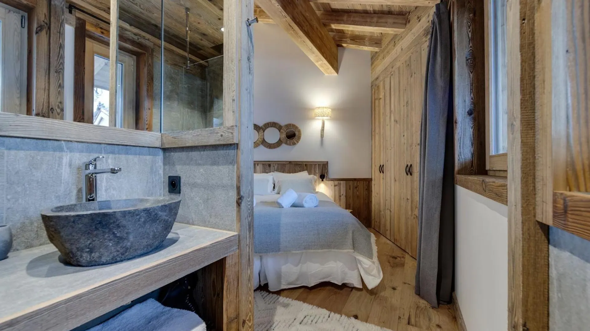Un Chalet Haut De Gamme Pour Les Amoureux Du Luxe Villa Courchevel Holiday home