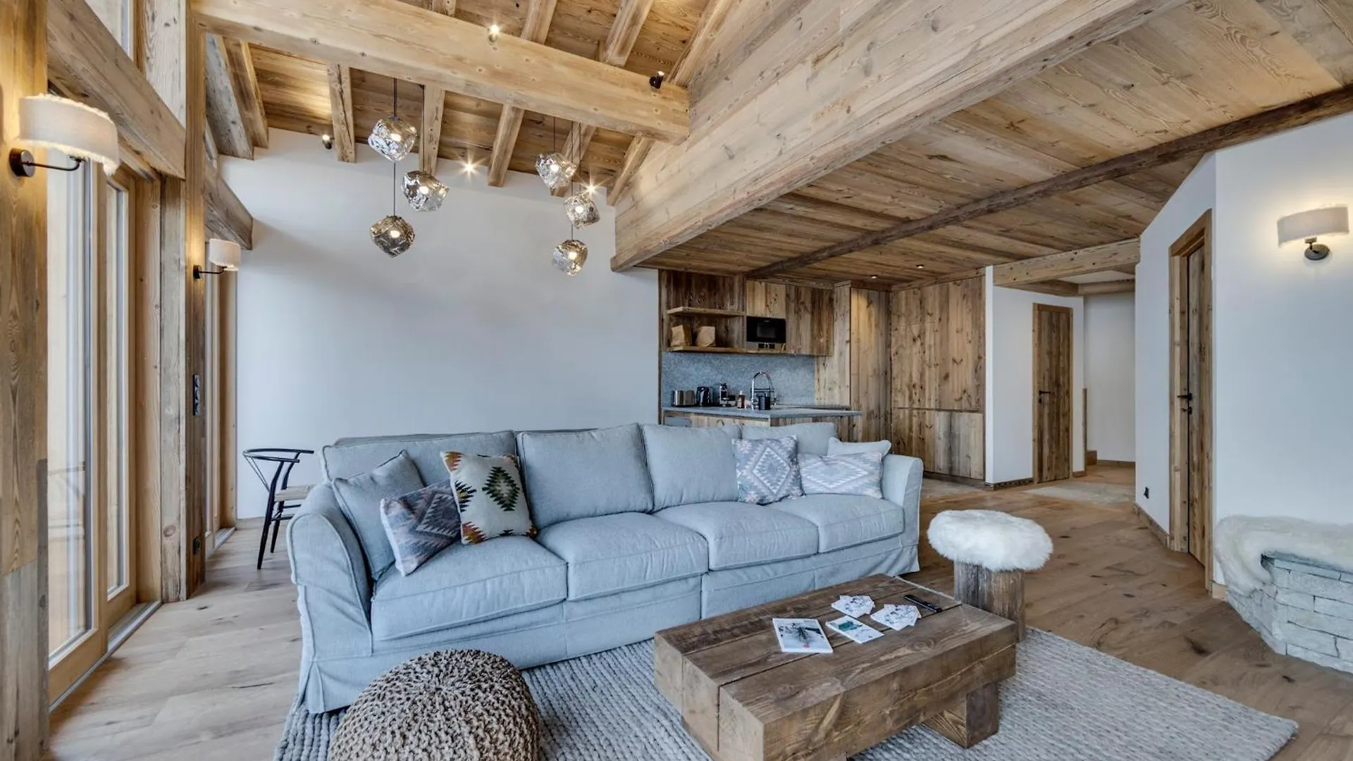 Un Chalet Haut De Gamme Pour Les Amoureux Du Luxe Villa Courchevel